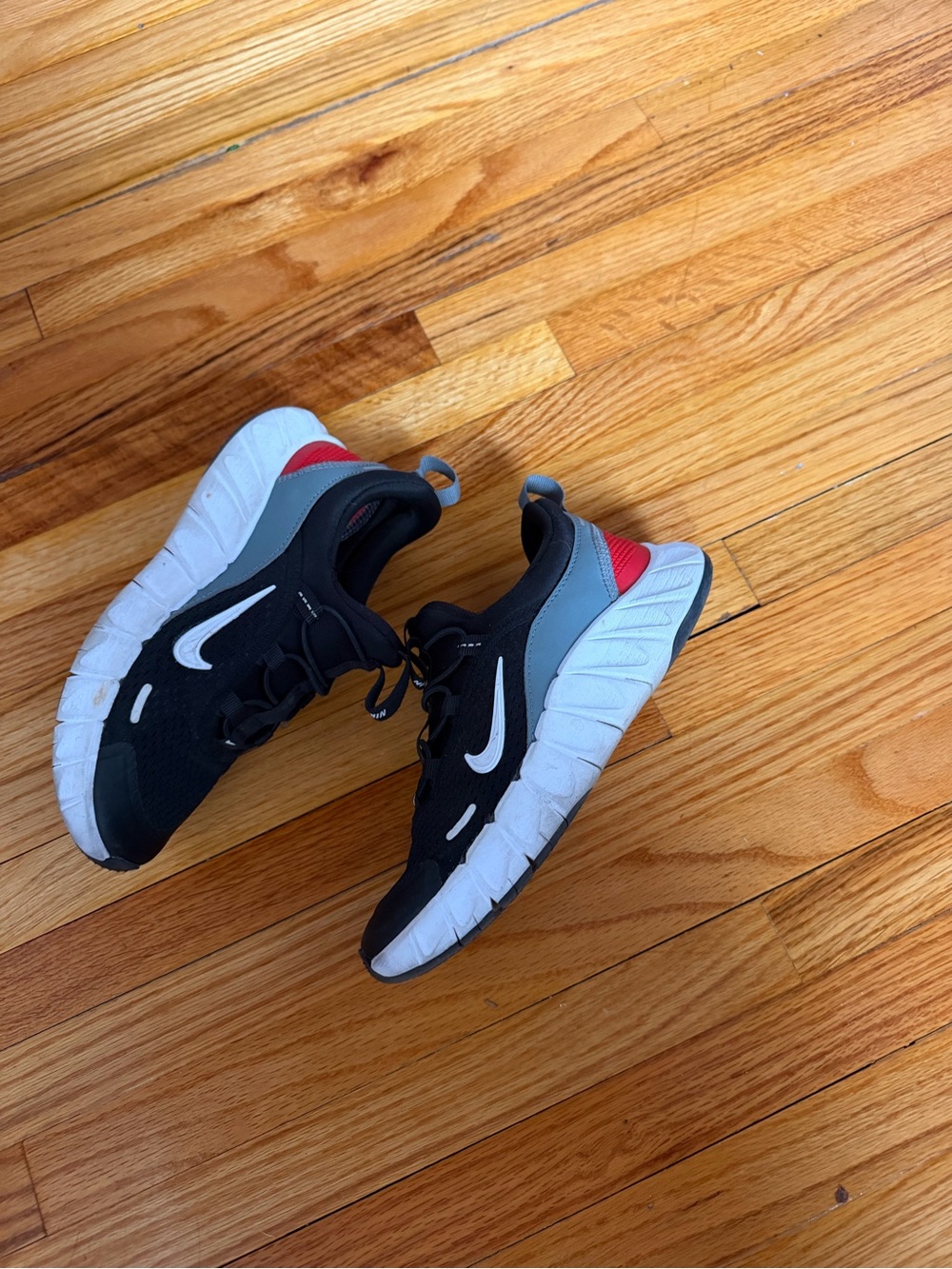 Nike Kids Black, Gray & Red Lightweight Sneakers